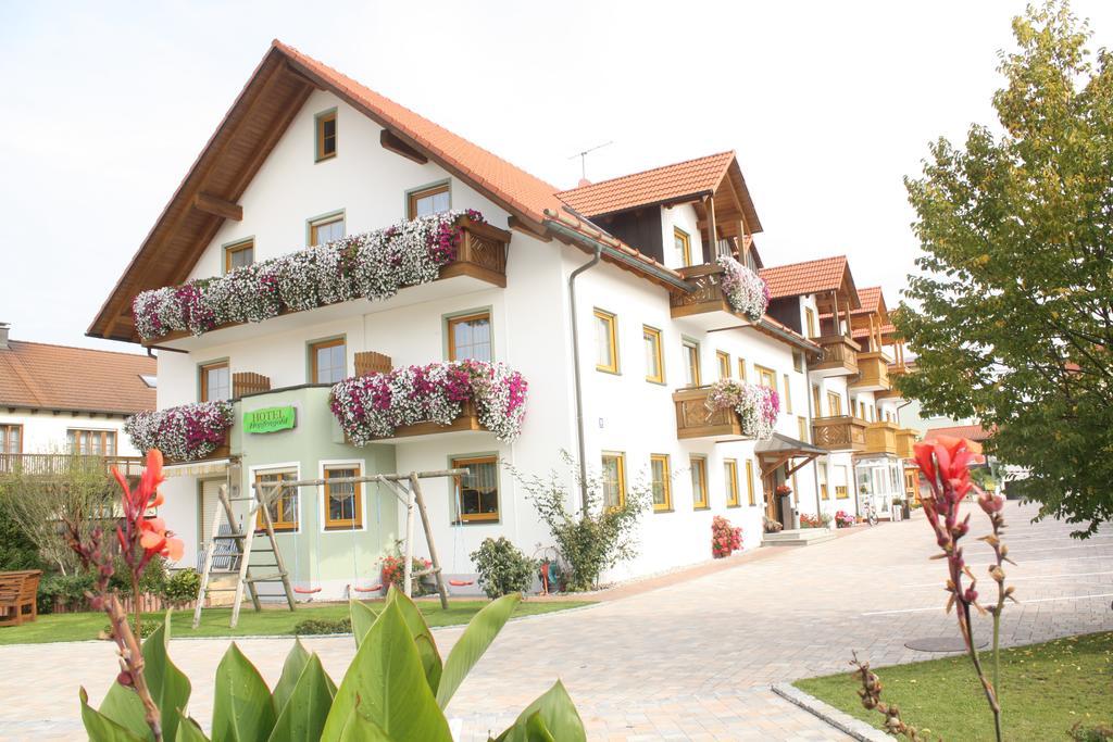 Hotel garni Hopfengold Wolnzach Eksteriør billede